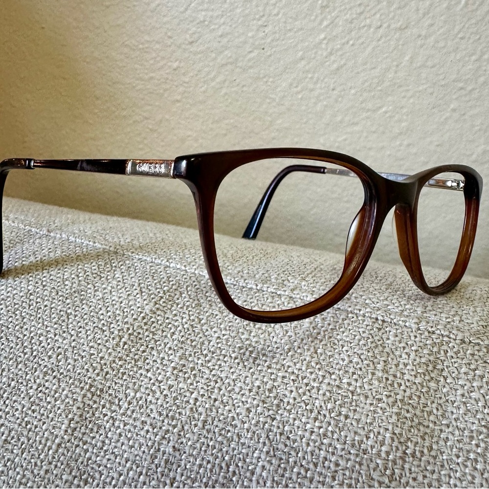 GUESS brown eye glass frames